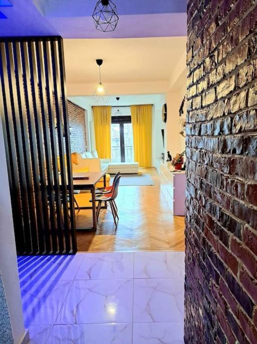 Classy Apartment With Parking In The City Center Букурещ Екстериор снимка