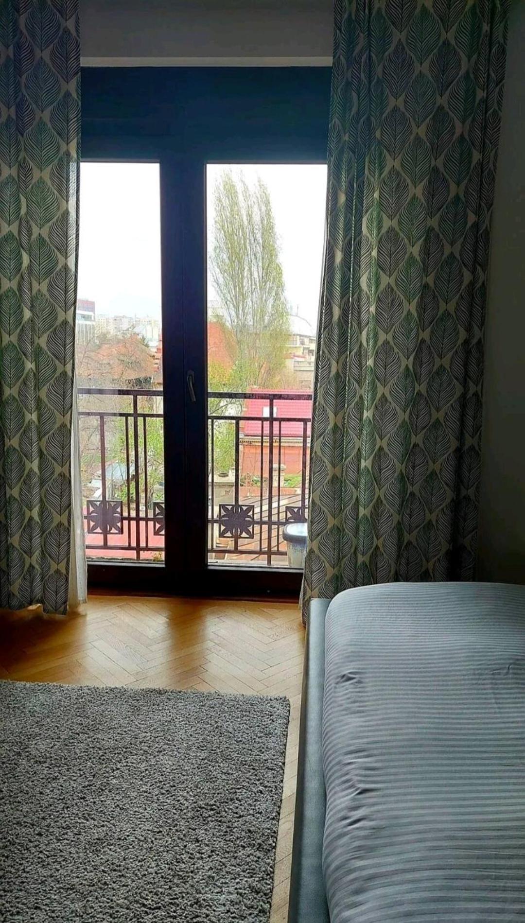 Classy Apartment With Parking In The City Center Букурещ Екстериор снимка